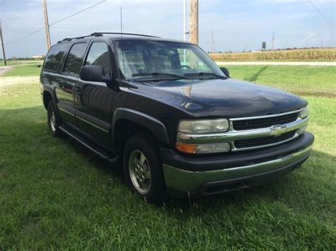 02 Chevy Suburban: Ultimate Buying Guide and Key Features