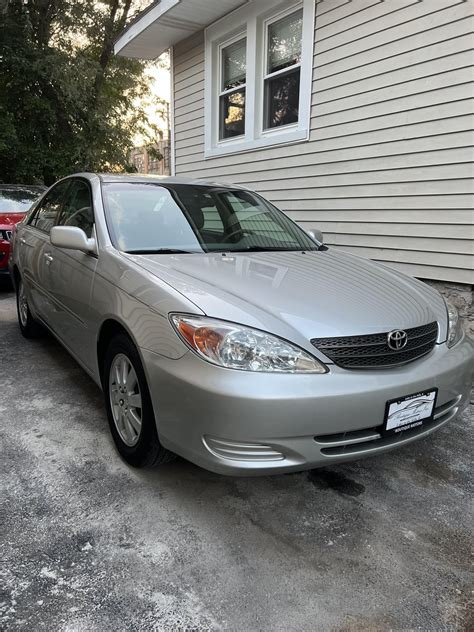 02 Toyota Camry: The Ultimate Compact Sedan for Comfort and Performance