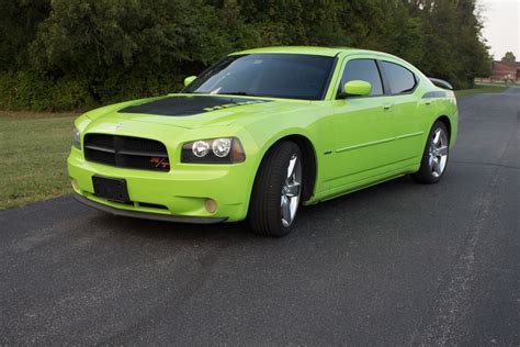 07 Dodge Charger: Top Features and Performance Insights