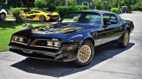 10 Facts About Smokey And The Bandit S Iconic Pontiac Trans Am