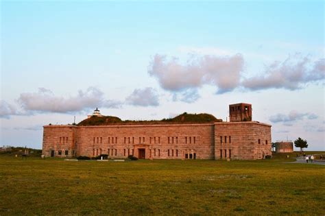 10 Things To Know About Fort Taber New Bedford Guide 10 Things To Know About Fort Taber New Bedford Guide