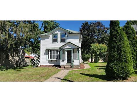 1033 S Park Street Red Wing Mn 55066 Mls 6257019 Edina Realty