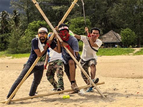 12 Amazing Outdoor Teamwork Activities To Boost Team Morale Making Teams