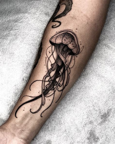 16 Unique Jellyfish Tattoo Ideas For Bold Creativity