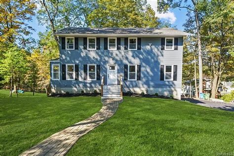 18 Gregory Drive Goshen Ny 10924 Mls H6271271 Zillow