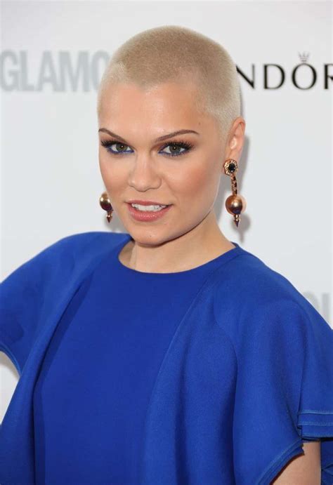 19 Stunning Celebrity Women With Shaved Heads