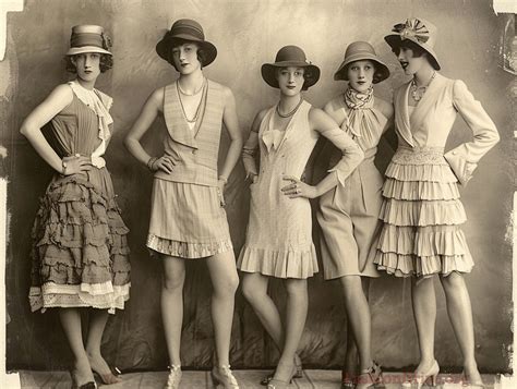 Roaring Twenties Fashion Trends