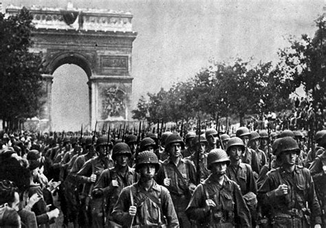 1945 Ww2 American Troops Liberate Paris But Pro Nazi Sympathizers