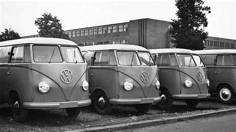 1950 To 1960 Internationalisation And Mass Production In The Era Of Germany S Economic Miracle Volkswagen Group