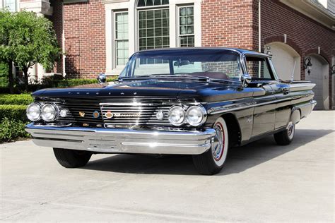 1960 Pontiac Bonneville 4 Door