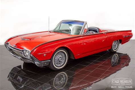 Discover the Classic Charm of the 1962 Ford Thunderbird