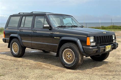 1989 Jeep Cherokee Catalog And Classic Car Guide Ratings And Features Metro Moulded Parts Inc