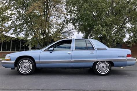 1992 Buick Roadmaster Limited Sedan For Sale Cars Amp Bids