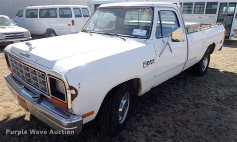 1993 Dodge D250 Catalog And Classic Car Guide Ratings And Features Metro Moulded Parts Inc