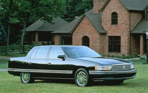 1995 Cadillac Deville Review Ratings Edmunds 1995 Cadillac Deville Review Ratings Edmunds