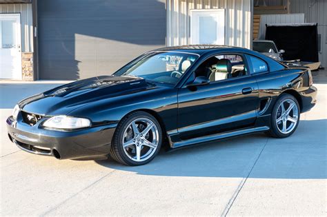 Exploring the Power and Performance of the 1995 Ford Mustang GT