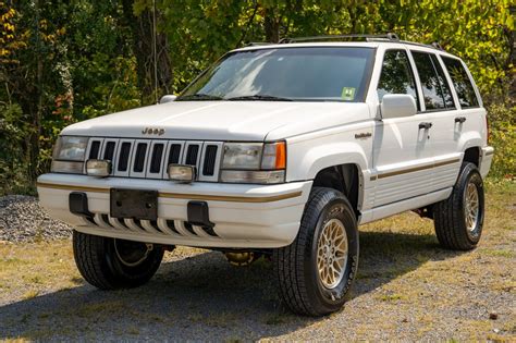 1995 Jeep Grand Cherokee Guide 1995 Jeep Grand Cherokee Guide