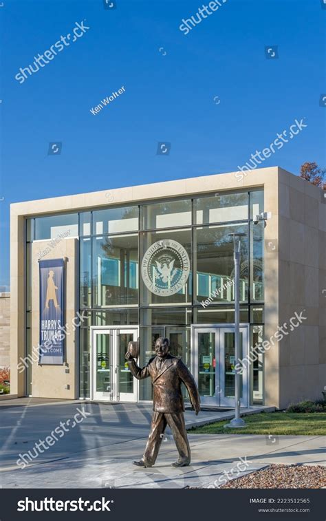 2 Kansas City Truman Museum Images Stock Photos Amp Vectors Shutterstock