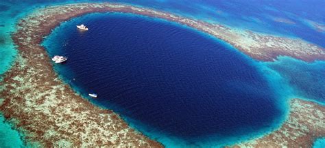 2 Liveaboards In Blue Hole Belize Liveaboard Com