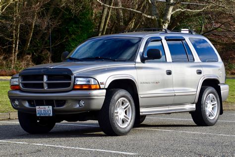 2000 Dodge Durango: A Complete Guide to Features and Performance