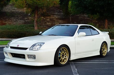 2000 Honda Prelude Coupe: A Classic Sports Car Revival