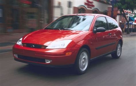 2001 Ford Focus Review Ratings Edmunds 2001 Ford Focus Review Ratings Edmunds