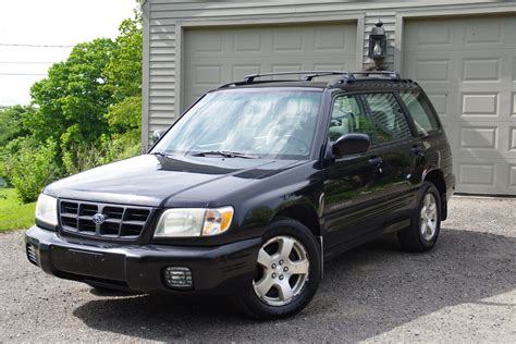 2001 Subaru SUV Review: Features, Performance, and Buying Tips