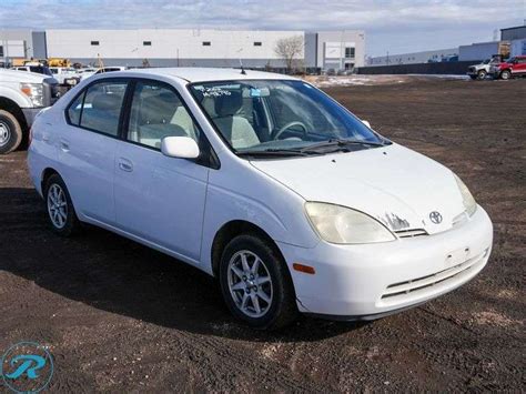 Top Benefits and Features of the 2002 Toyota Hybrid