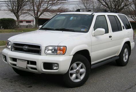 2004 Nissan Pathfinder: Complete Buyer’s Guide and Review