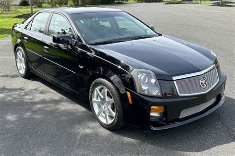 2005 Cadillac CTS: Complete Buyer’s Guide and Key Features