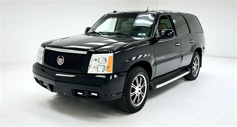 2005 Escalade: A Comprehensive Review of Its Features and Performance