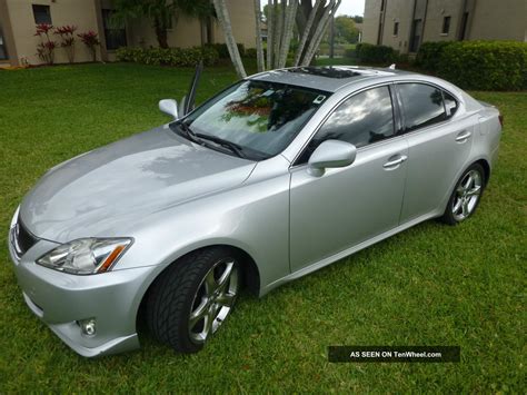 2008 Lexus Is350: A Comprehensive Review of Performance and Reliability