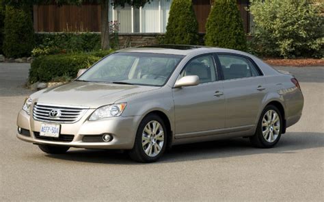 2009 Avalon Review: Features, Performance, and Value Breakdown