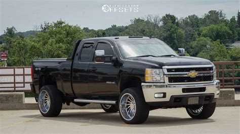 Top Benefits of Choosing a 2010 Chevy Silverado 2500 for Heavy-Duty Work