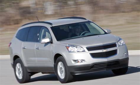 Top Benefits and Features of the 2010 Chevy Traverse