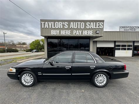 Top Features and Reviews of 2010 Mercury Marquis LS