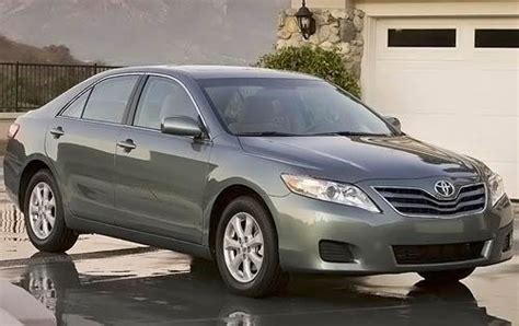 2010 Toyota Camry Review Ratings Edmunds