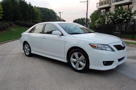 2010 Toyota Camry SE: Features, Performance, and Review