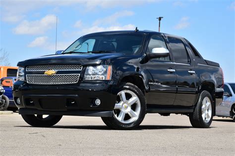 2011 Chevrolet Avalanche: Complete Ownership Review and Specs