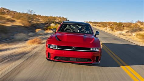 2012 Dodge Charger Review Expert Insights Pricing And Trims 2012 Dodge Charger Review Expert Insights Pricing And Trims
