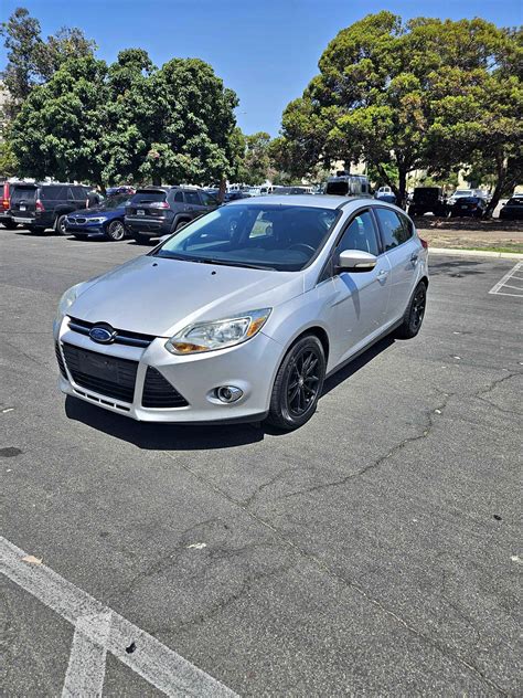 2012 Ford Focus SE Review: Features, Performance, and Buying Tips