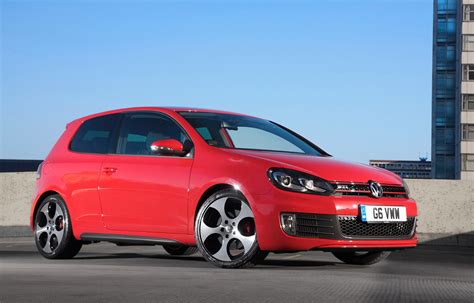 2012 GTI: A Comprehensive Review of the Iconic Hot Hatch