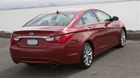 2012 Hyundai Sonata Se 2 0T Review More Tech More Power Cnet