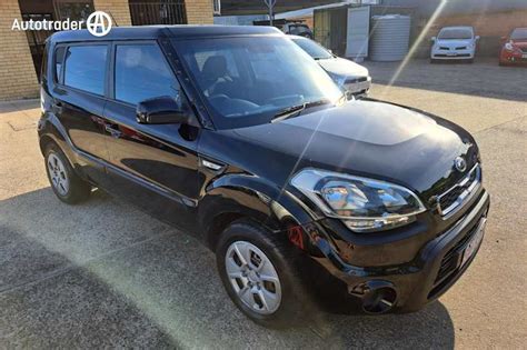 Discover the 2012 Kia Soul Hatchback: Features, Reviews, and Performance