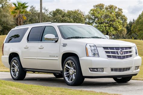 2013 Cadillac Escalade 2013 Cadillac Escalade