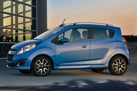 2013 Chevrolet Spark Hatchback Review: Specs, Features, and Pricing