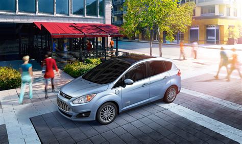 2013 Ford C Max Energi Review The E Vehicle Lifestyle Without The Range Anxiety Cnet