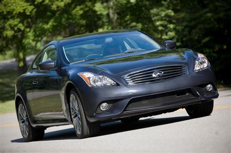 Top Reasons to Buy a 2013 Infiniti G37 Today