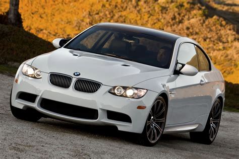 Unveiling the Specs and Features of the 2013 M3: A Comprehensive Overview