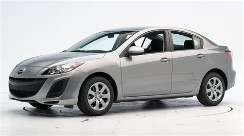 2013 Mazda 3 Review: Performance, Features, and Value